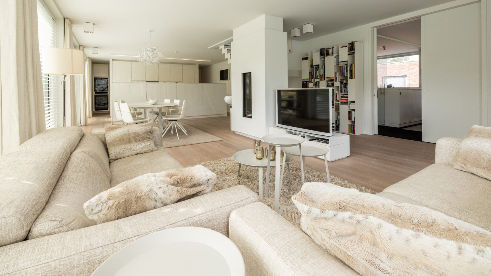 https://www.christiesrealestatebelgium.be/wp-content/uploads/properties/9092411/9092411_5_20261027094742.jpg