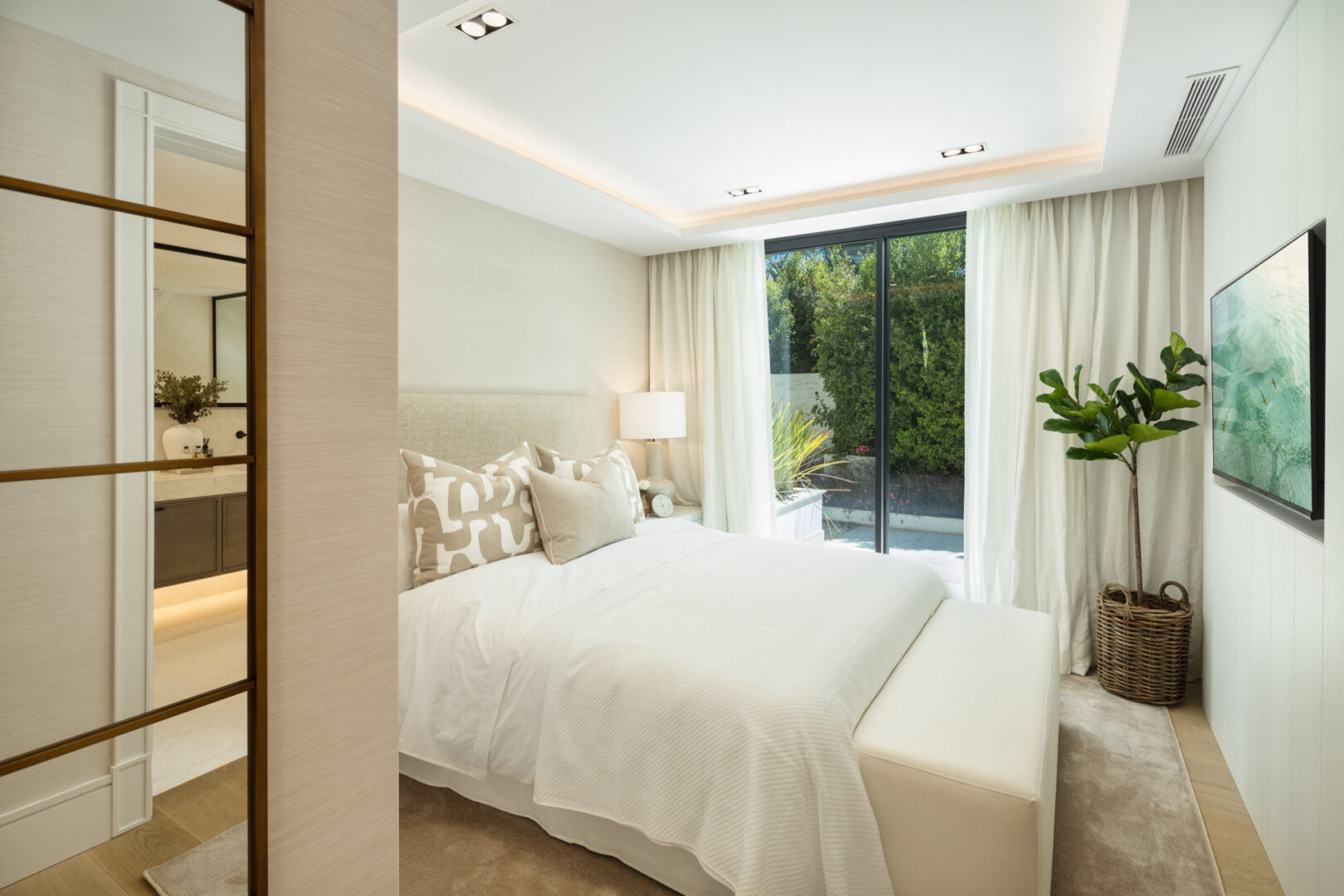Image description